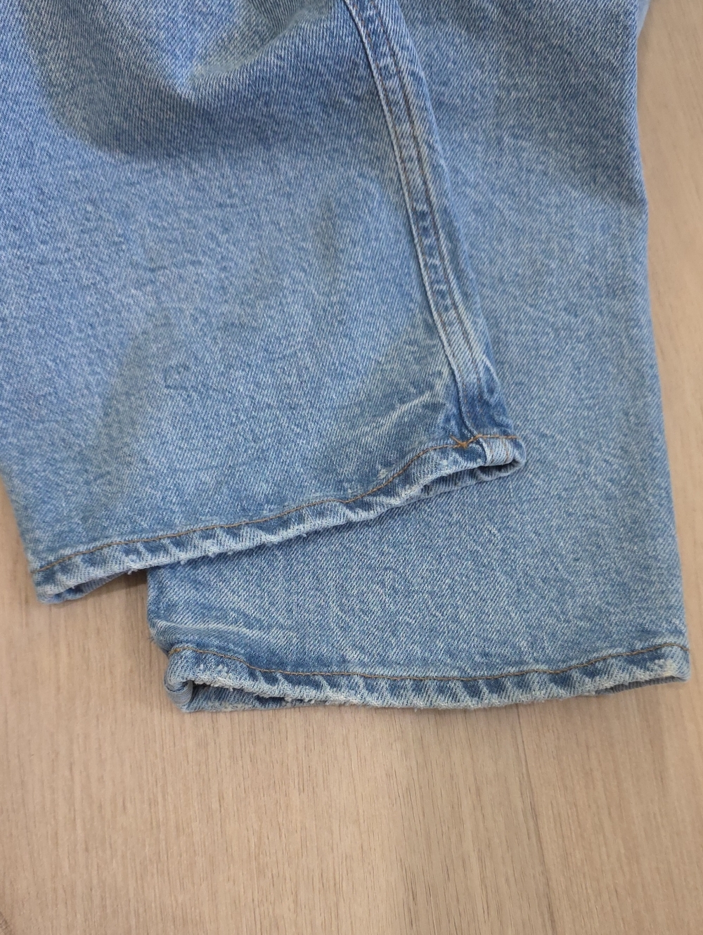 AGOLDE 90s Pinch Waist Crop Jeans - Picture 10 of 10